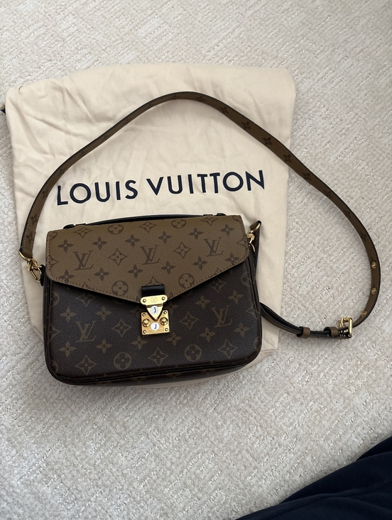 Louis Vuitton Handbags - Louis Vuitton Pochette Metis Reverse